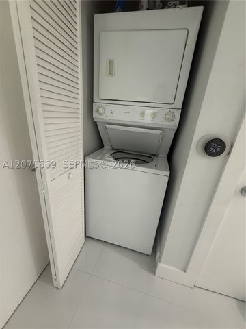 951 Brickell Ave 4105, Miami, FL 33131
