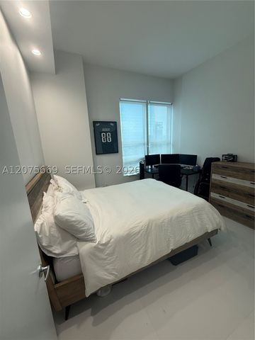 951 Brickell Ave 4105, Miami, FL 33131
