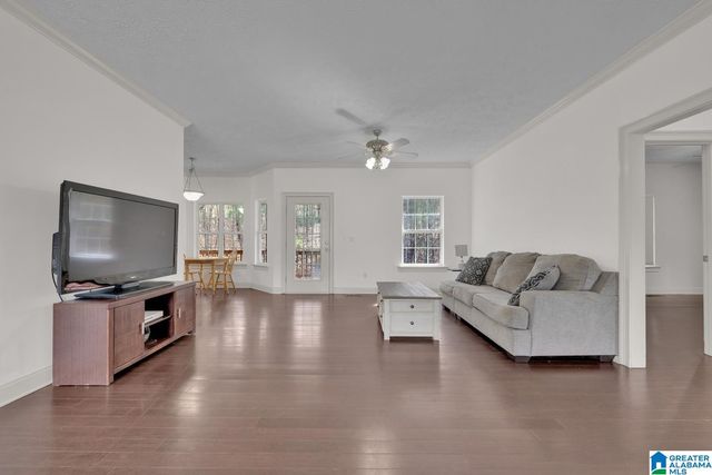 196 MAGNOLIA CIRCLE, Warrior, AL 35180