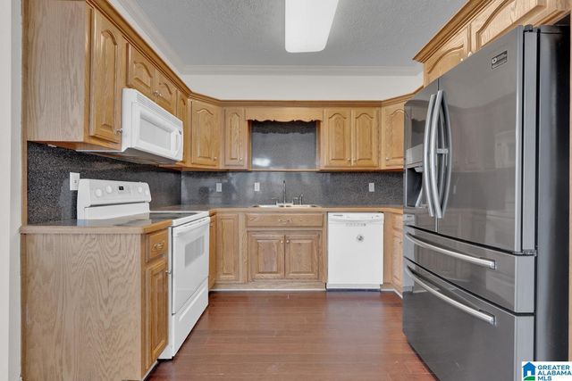 196 MAGNOLIA CIRCLE, Warrior, AL 35180