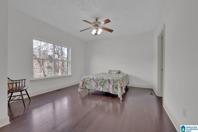 196 MAGNOLIA CIRCLE, Warrior, AL 35180