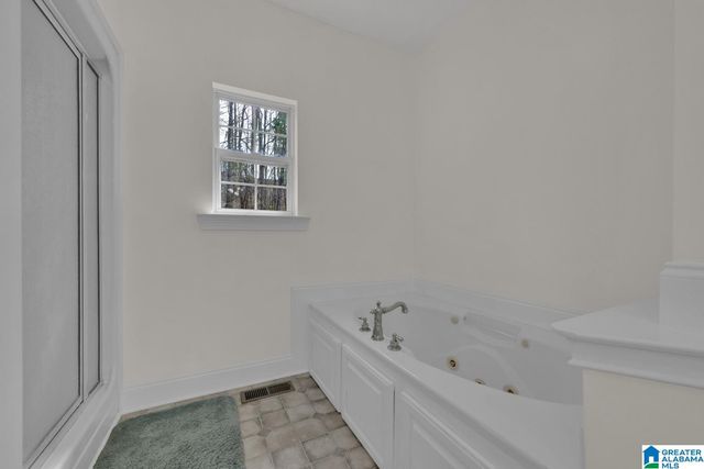 196 MAGNOLIA CIRCLE, Warrior, AL 35180