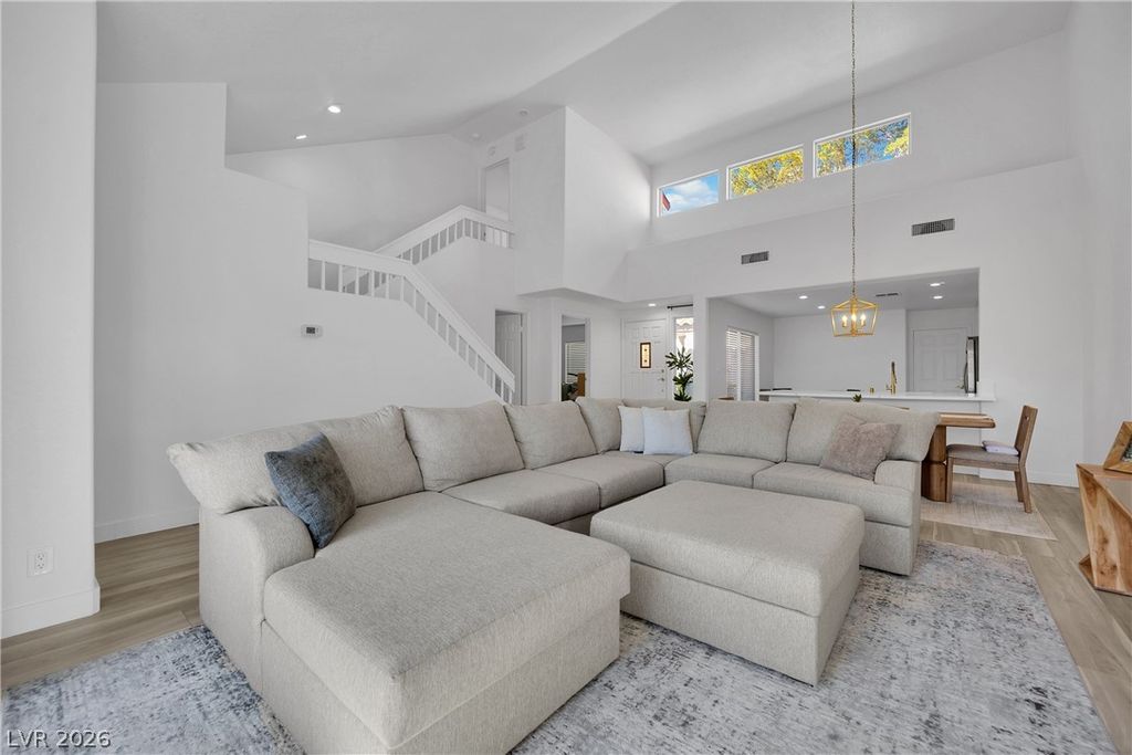 6940 Emerald Springs Lane, Las Vegas, NV 89113 — photo 4
