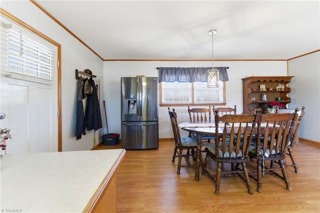 896 Knowles Road, Reidsville, NC 27320