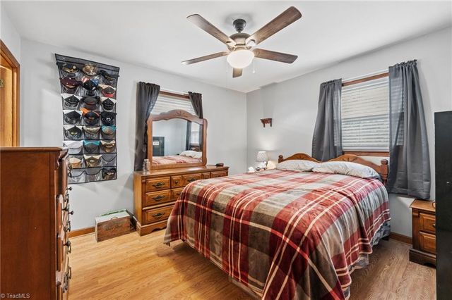 896 Knowles Road, Reidsville, NC 27320