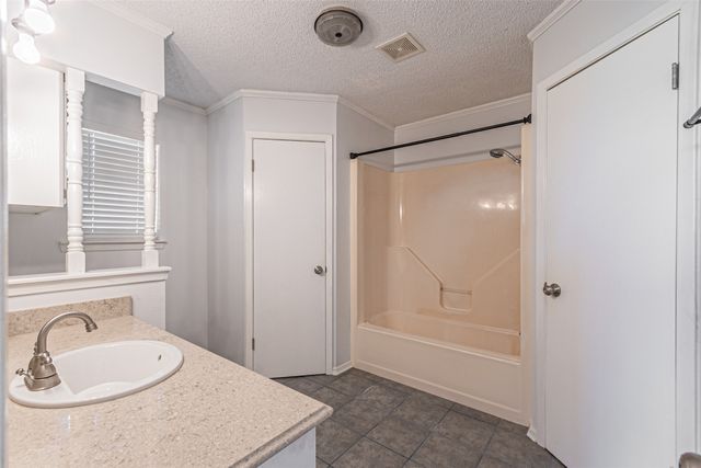 401 VZ County Road 2429, Canton, TX 75103