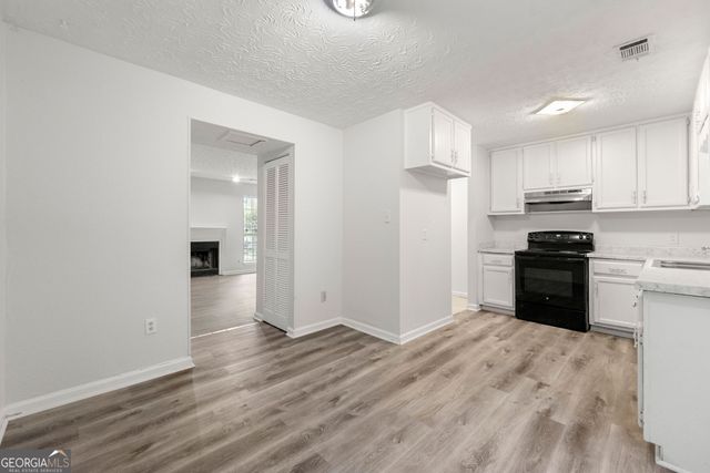 2575 Picardy Circle N B, Atlanta, GA 30349