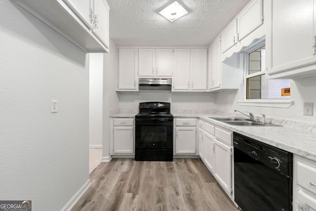 2575 Picardy Circle N B, Atlanta, GA 30349
