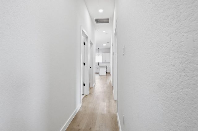 405 Clearwater Street B, Houston, TX 77029
