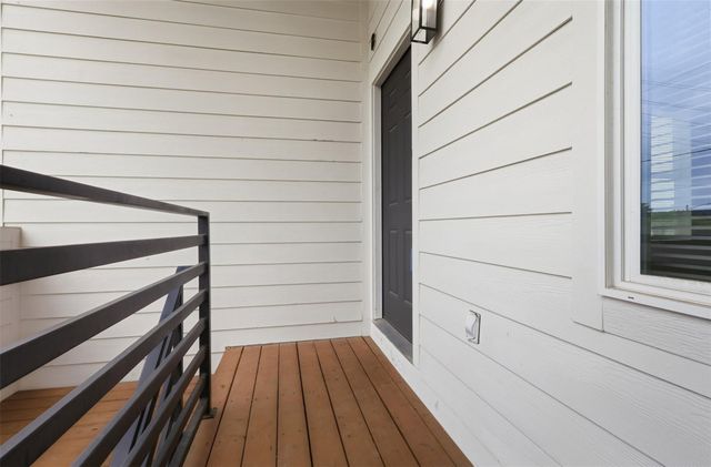 405 Clearwater Street B, Houston, TX 77029