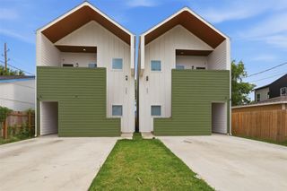 405 Clearwater Street B, Houston, TX 77029