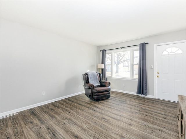 3500 N McCoy Street, Independence, MO 64050