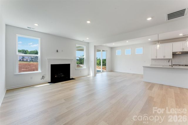 136 Glenn Drive, Mooresville, NC 28115