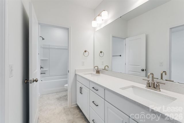136 Glenn Drive, Mooresville, NC 28115