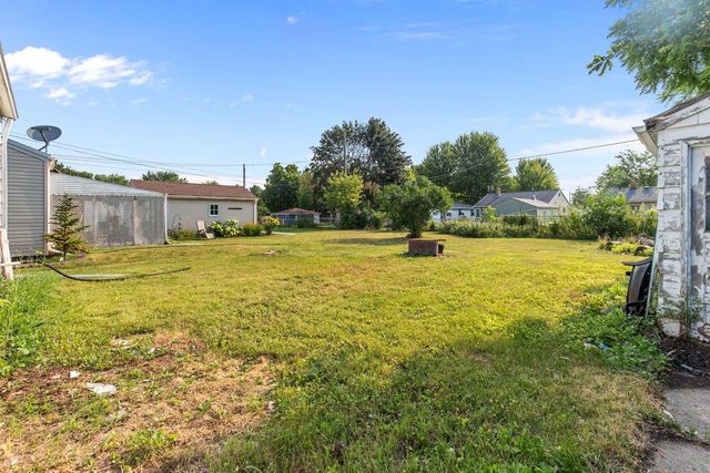 1526 RUGBY STREET, Oshkosh, WI 54901