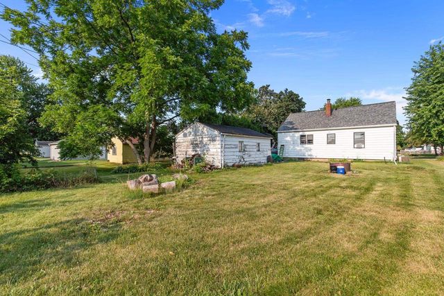 1526 RUGBY STREET, Oshkosh, WI 54901