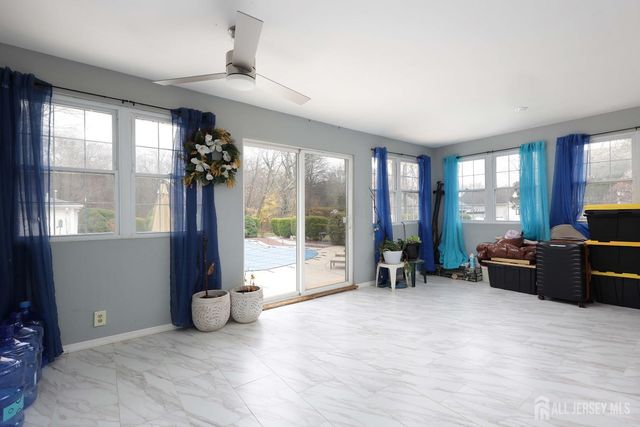 92 Main Street, Helmetta, NJ 08828