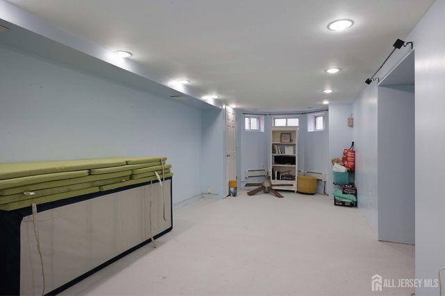 92 Main Street, Helmetta, NJ 08828