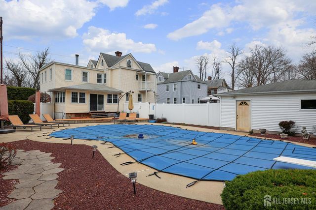 92 Main Street, Helmetta, NJ 08828