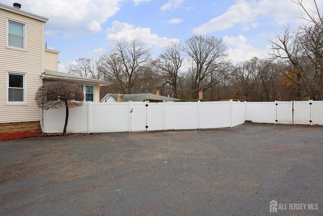 92 Main Street, Helmetta, NJ 08828