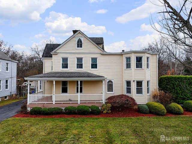 92 Main Street, Helmetta, NJ 08828