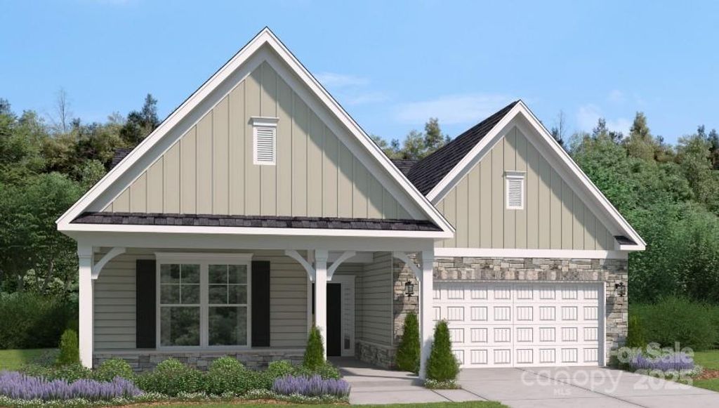 1052 Arundle Road, Sherrills Ford, NC 28673
