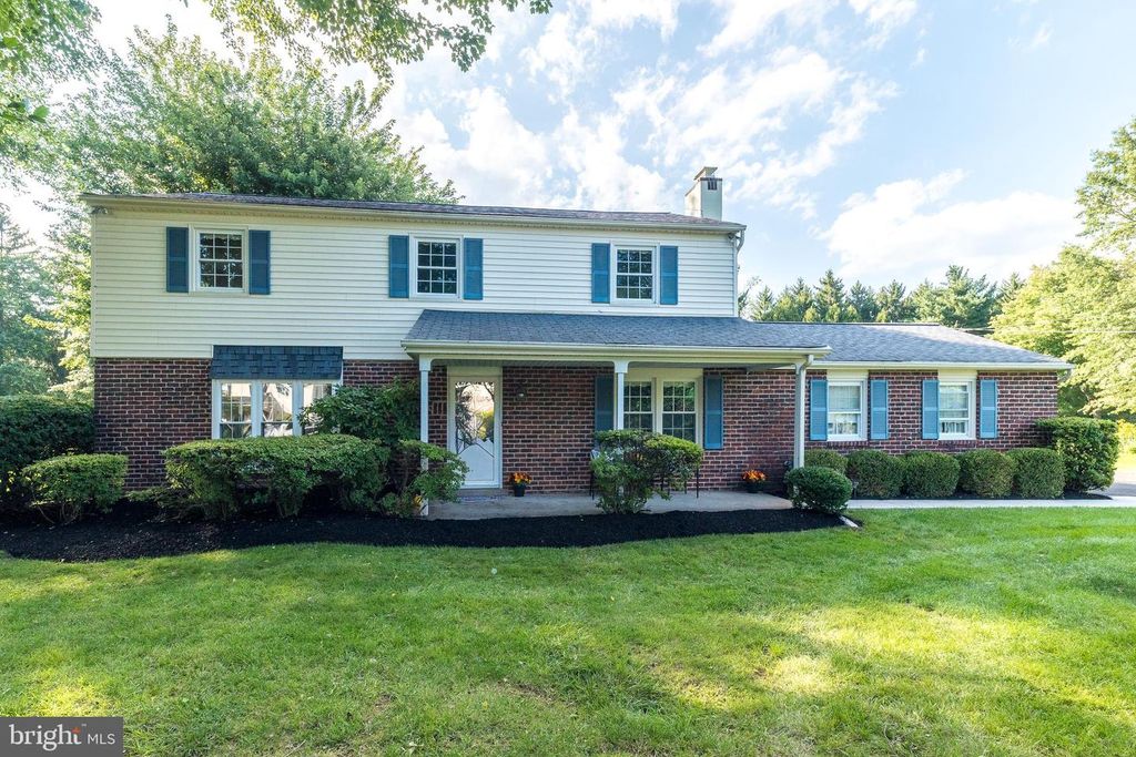 1724 HOWE LN, AMBLER, PA 19002 — exterior