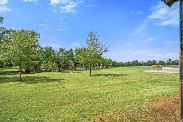 1820 Oak Grove Road, Van Buren, AR 72956