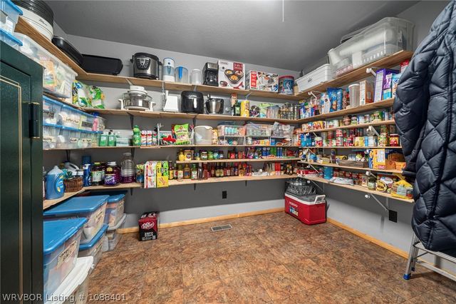 1820 Oak Grove Road, Van Buren, AR 72956