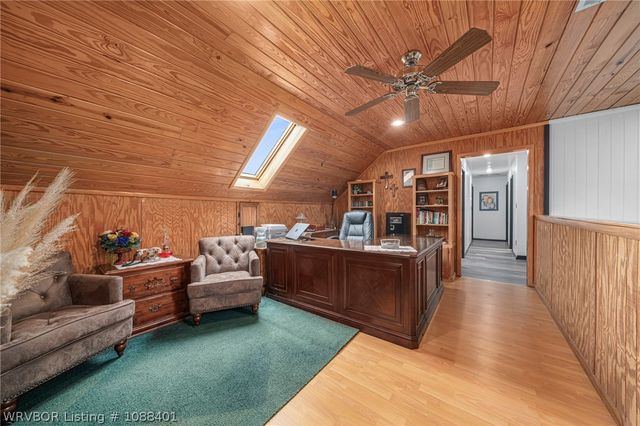 1820 Oak Grove Road, Van Buren, AR 72956