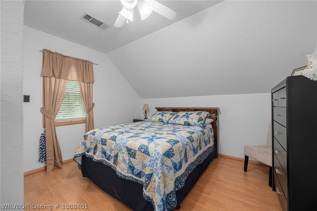 1820 Oak Grove Road, Van Buren, AR 72956