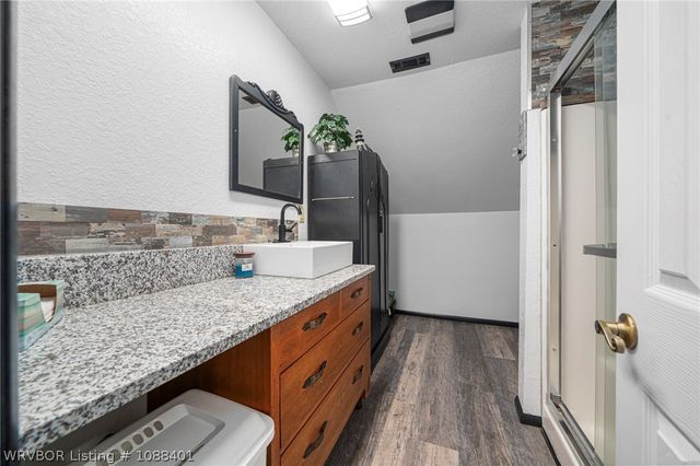 1820 Oak Grove Road, Van Buren, AR 72956