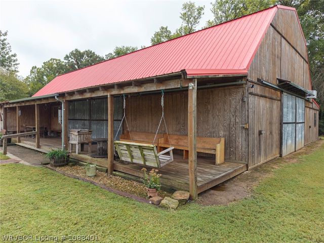 1820 Oak Grove Road, Van Buren, AR 72956