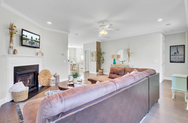 1543 Prince Edward Street, Mount Pleasant, SC 29466