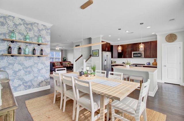 1543 Prince Edward Street, Mount Pleasant, SC 29466