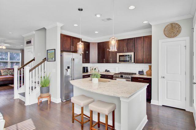 1543 Prince Edward Street, Mount Pleasant, SC 29466