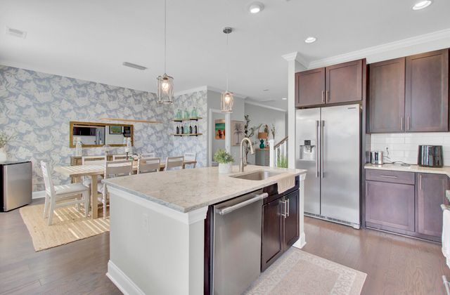 1543 Prince Edward Street, Mount Pleasant, SC 29466