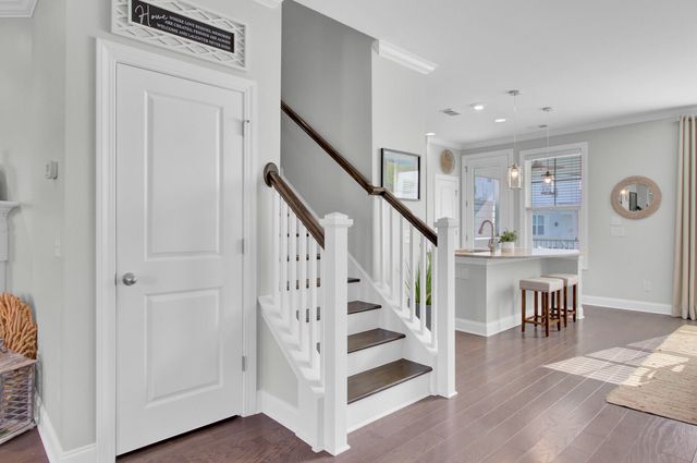 1543 Prince Edward Street, Mount Pleasant, SC 29466