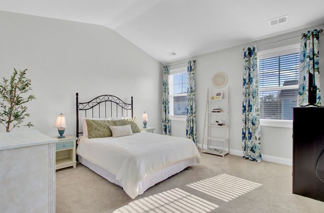 1543 Prince Edward Street, Mount Pleasant, SC 29466