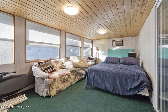 114 SAWYER Street, Interlachen, FL 32148