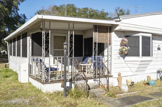 114 SAWYER Street, Interlachen, FL 32148