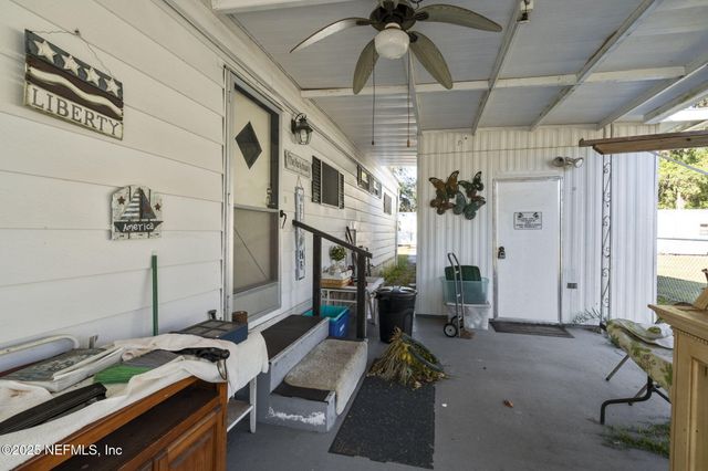 114 SAWYER Street, Interlachen, FL 32148