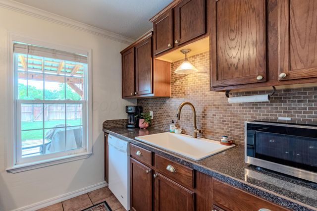 5125 CHISHOLM Trail, Amarillo, TX 79109
