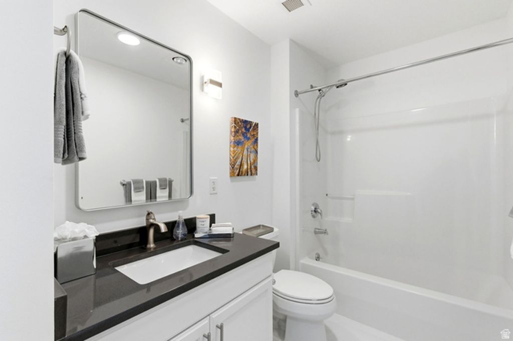 Image 10 of property listing at 1364 W STILLWATER DR #R2026, Heber City, UT 84032