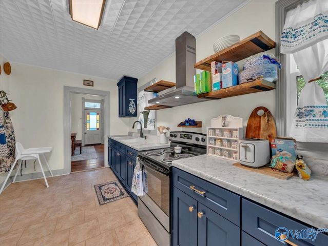 718 5th Avenue Se, Decatur, AL 35601