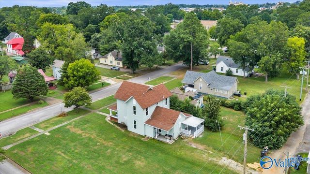 718 5th Avenue Se, Decatur, AL 35601
