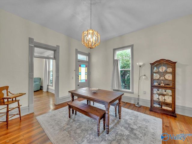 718 5th Avenue Se, Decatur, AL 35601