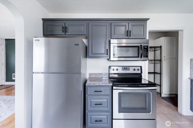 835 20th Avenue, Longview, WA 98632