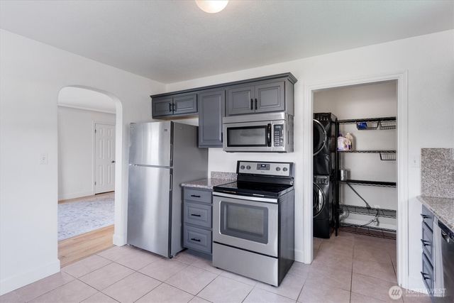 835 20th Avenue, Longview, WA 98632