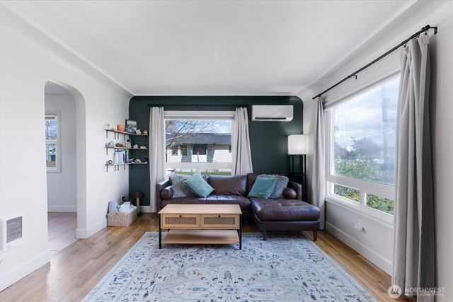 835 20th Avenue, Longview, WA 98632